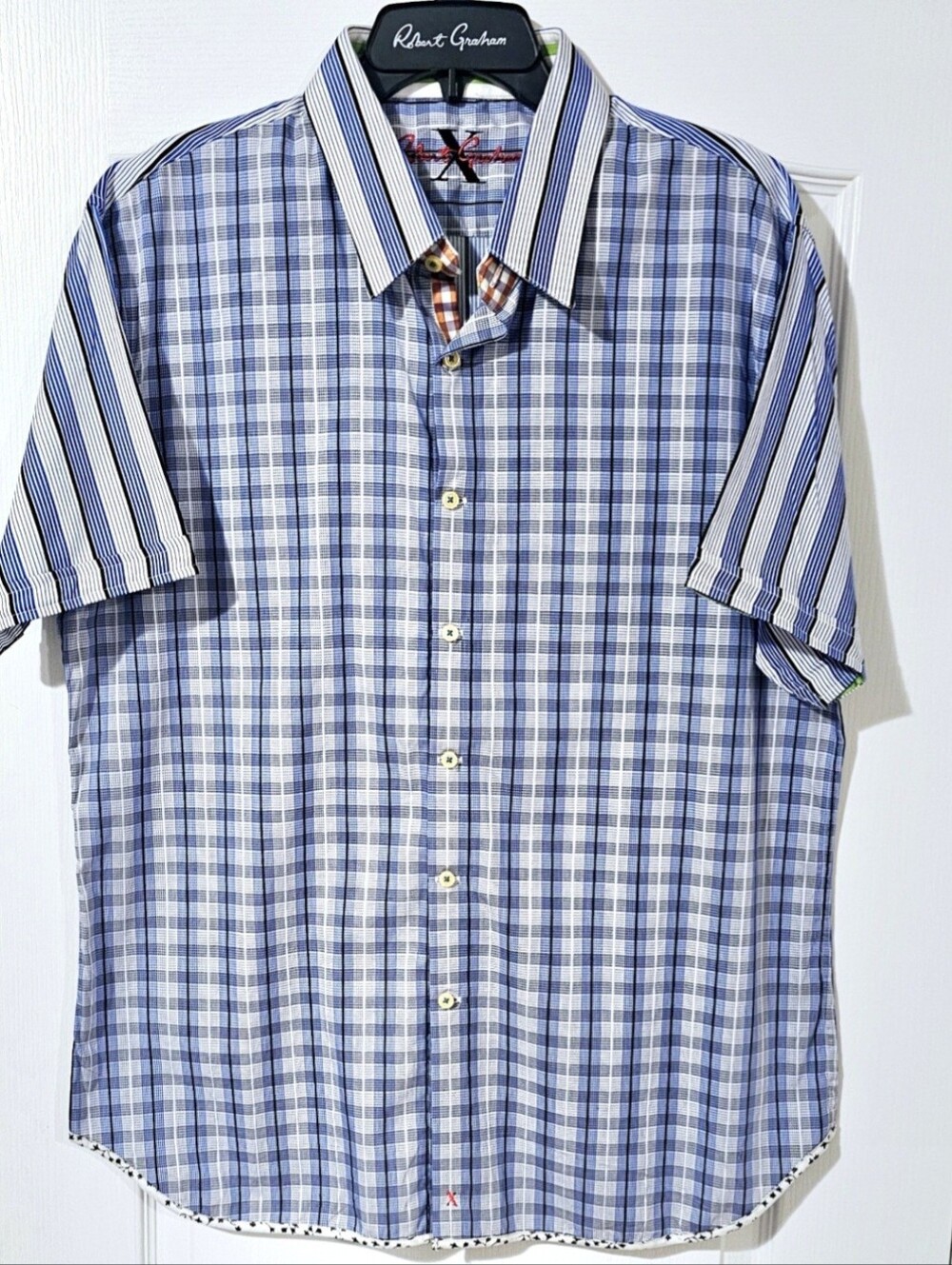 Robert Graham Men's Blue Plaid Short-Sleeve Shirt